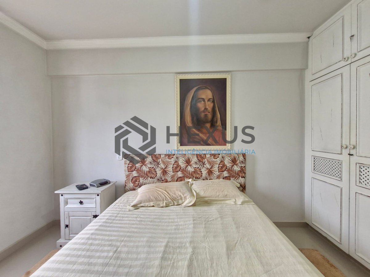 Foto 18 de Apartamento com varanda e lazer na região na Praia das Pitangueiras, Guaruja