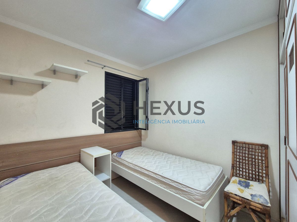 Foto 13 de Apartamento com varanda e lazer na Praia das Pitangueiras, Guaruja