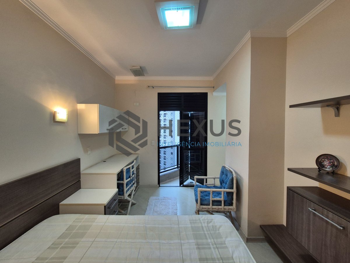 Foto 16 de Apartamento com varanda e lazer na Praia das Pitangueiras, Guaruja