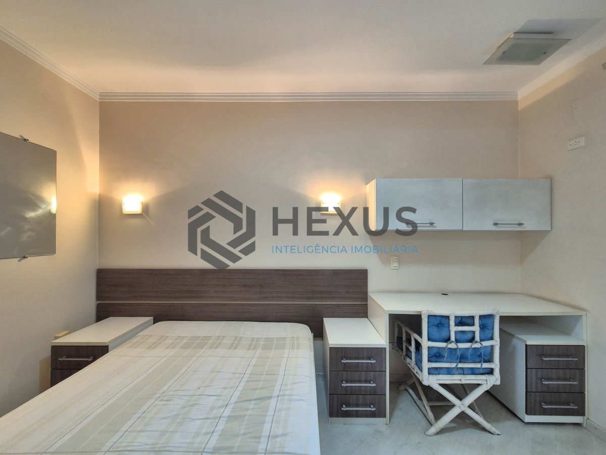 Foto 19 de Apartamento com varanda e lazer na Praia das Pitangueiras, Guaruja