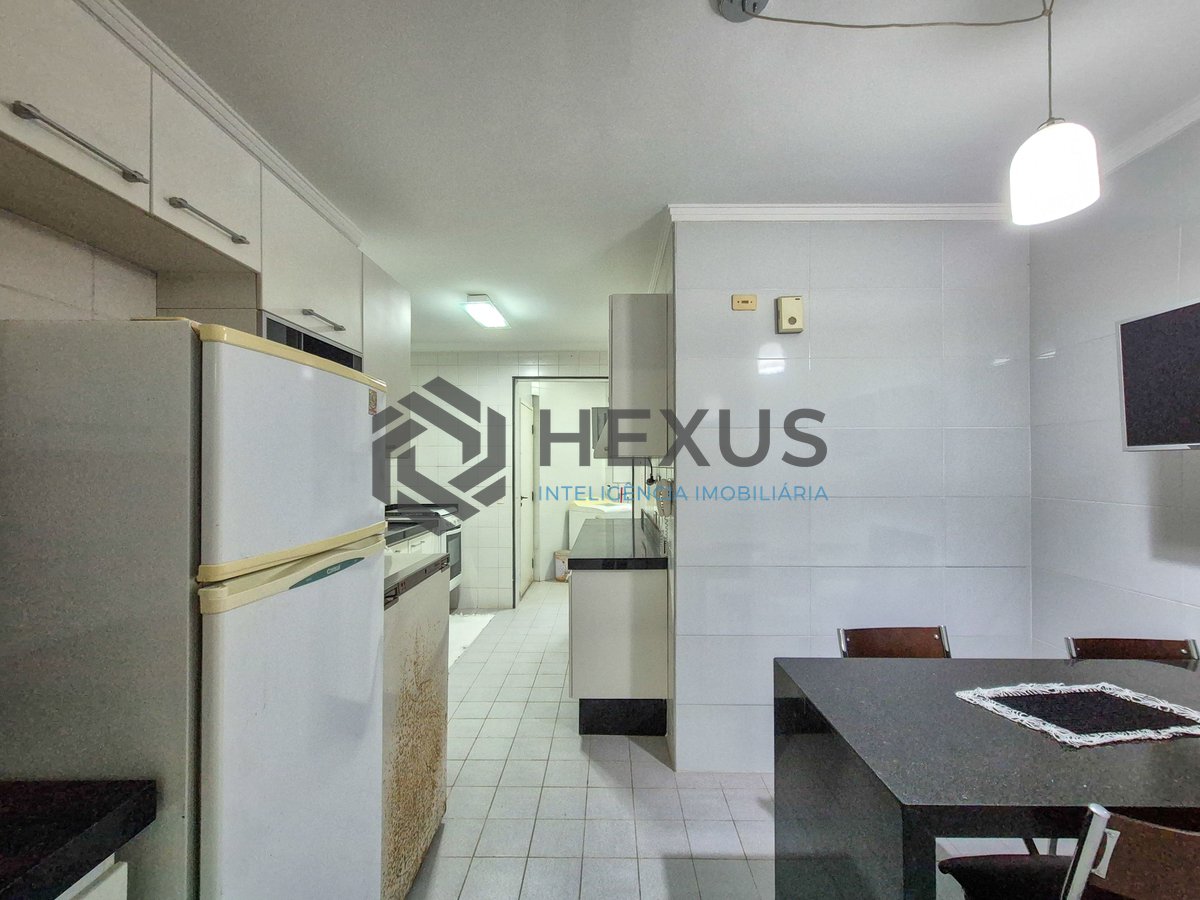 Foto 24 de Apartamento com varanda e lazer na Praia das Pitangueiras, Guaruja