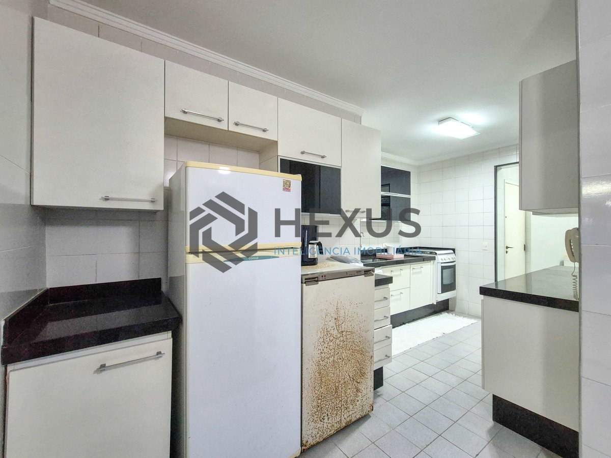 Foto 26 de Apartamento com varanda e lazer na Praia das Pitangueiras, Guaruja