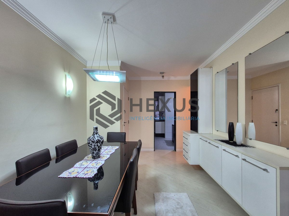 Foto 7 de Apartamento com varanda e lazer na Praia das Pitangueiras, Guaruja