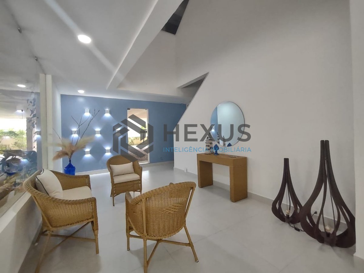 Foto 18 de Apartamento com varanda reformado na região dos Hotéis da Praia da Enseada, Guarujá