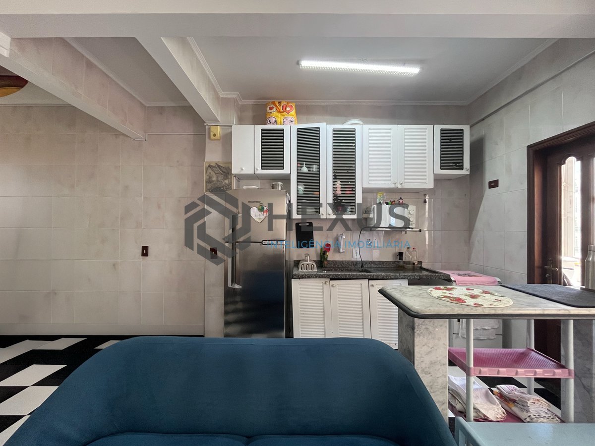 Foto 7 de Apartamento com varanda vista mar na beira mar da Praia das Pitangueiras, Guaruja