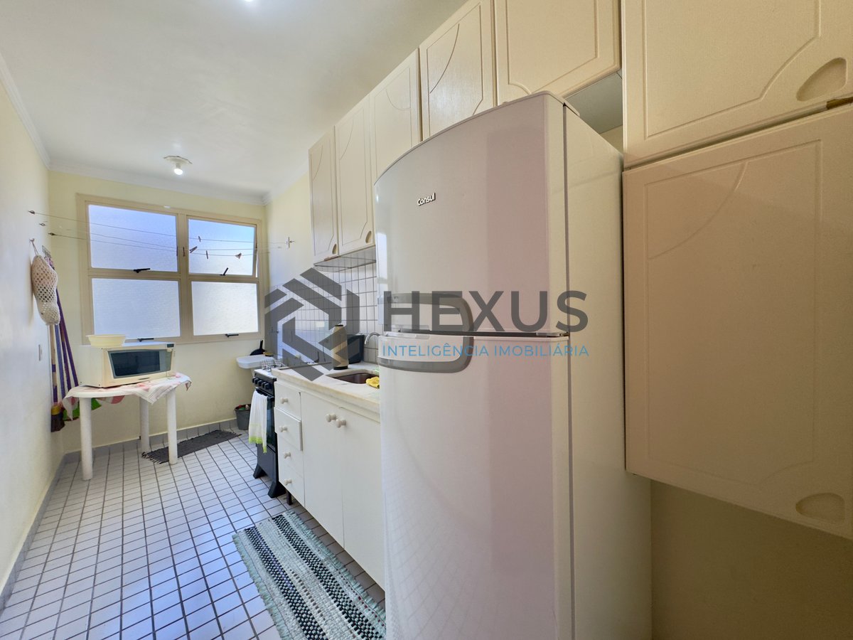 Foto 22 de Apartamento com varanda e lazer na Praia da Enseada, Guaruja
