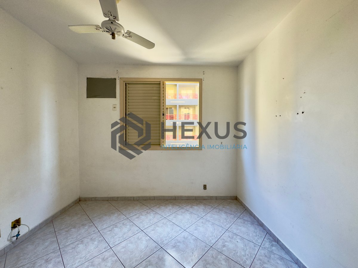 Foto 11 de Apartamento com varanda e lazer na Praia da Enseada, Guaruja