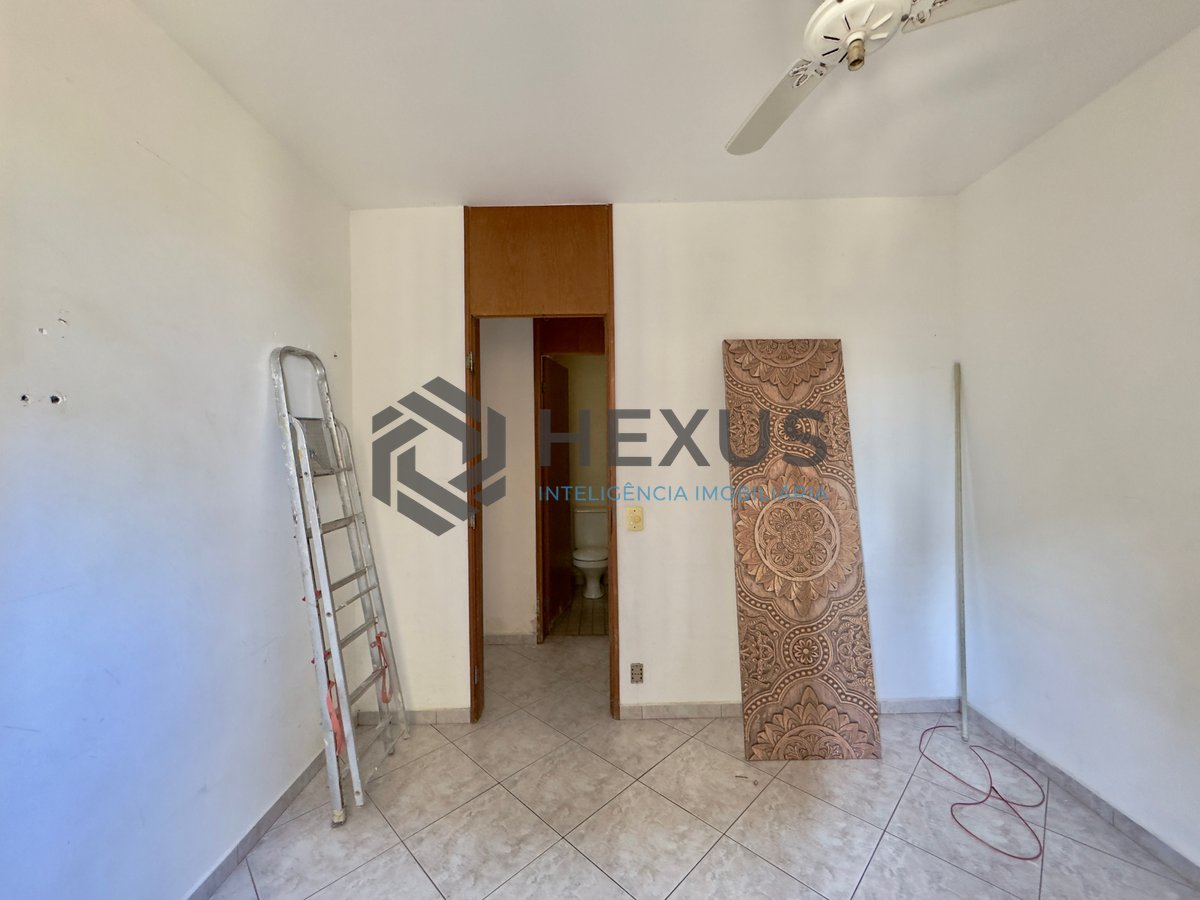 Foto 12 de Apartamento com varanda e lazer na Praia da Enseada, Guaruja