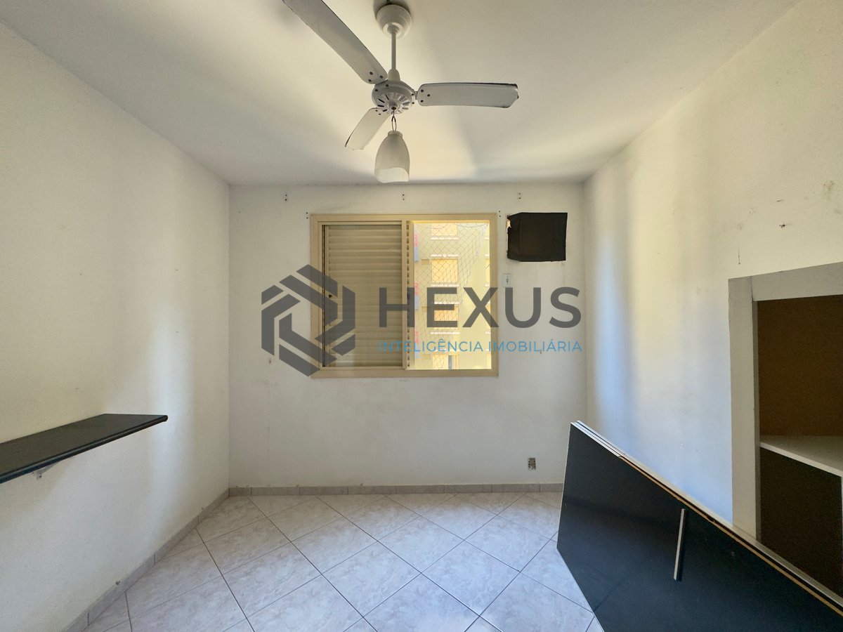 Foto 13 de Apartamento com varanda e lazer na Praia da Enseada, Guaruja