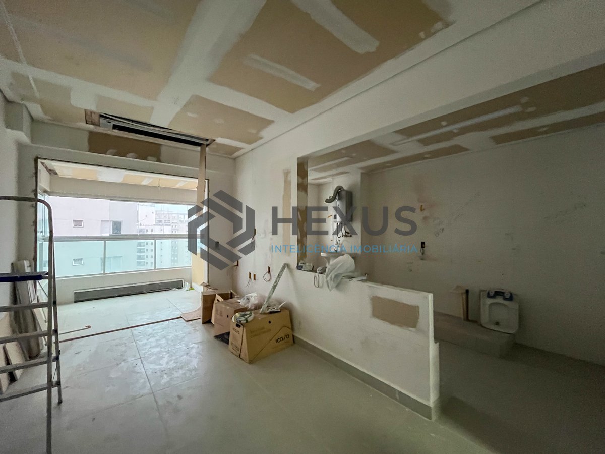 Foto 3 de Apartamento com varanda gourmet e lazer em prédio novo a uma quadra da Praia das Asturias, Guaruja