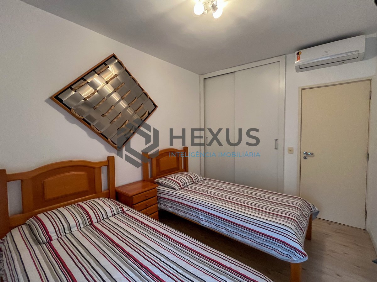 Foto 15 de Apartamento com varanda e lazer na região do Aquário na Praia da Enseada, Guaruja