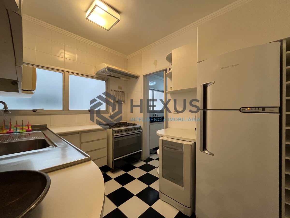 Foto 23 de Apartamento com varanda e lazer na região do Aquário na Praia da Enseada, Guaruja