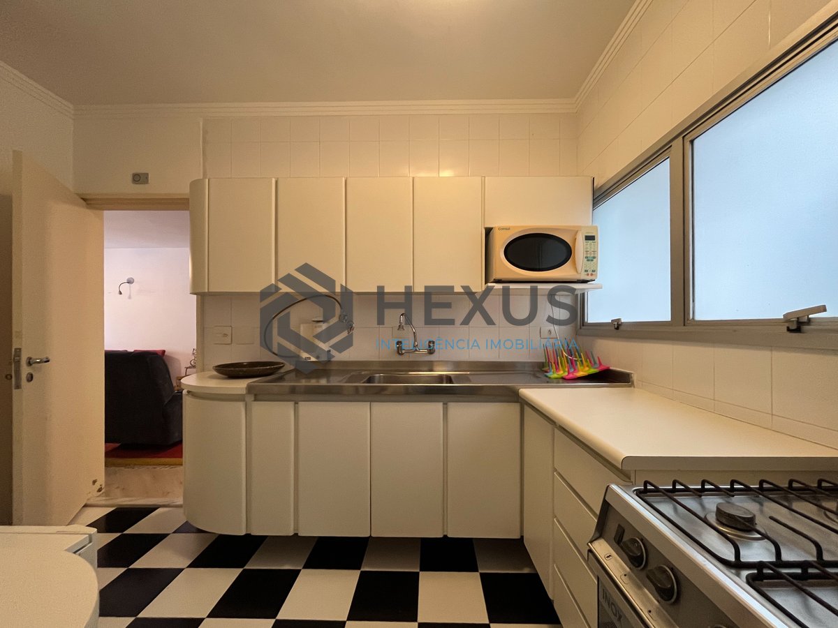 Foto 25 de Apartamento com varanda e lazer na região do Aquário na Praia da Enseada, Guaruja