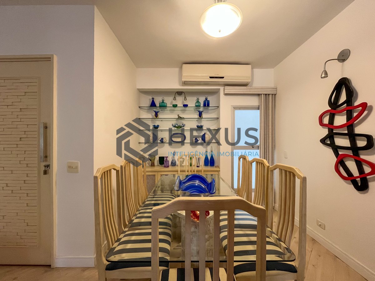 Foto 5 de Apartamento com varanda e lazer na região do Aquário na Praia da Enseada, Guaruja