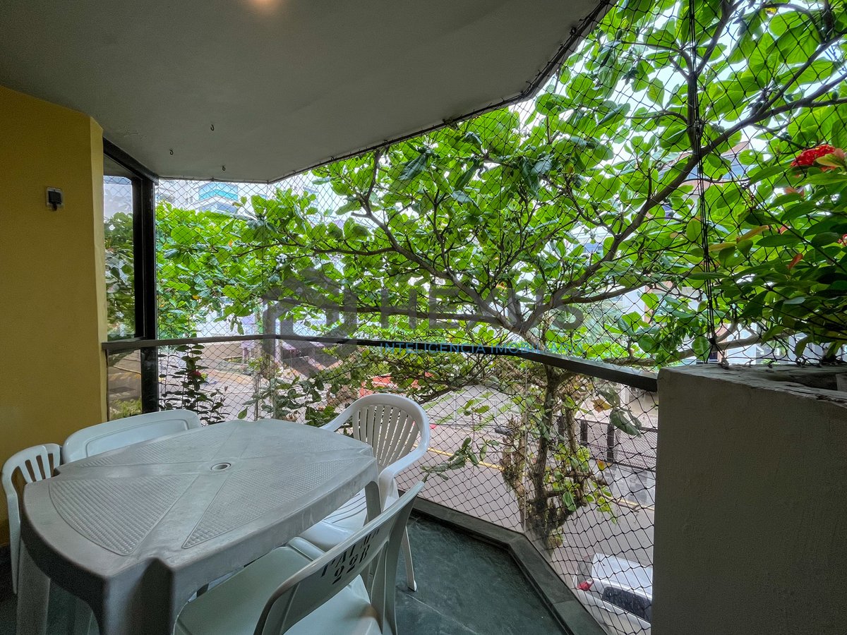 Foto 9 de Apartamento com varanda e lazer na região do Aquário na Praia da Enseada, Guaruja