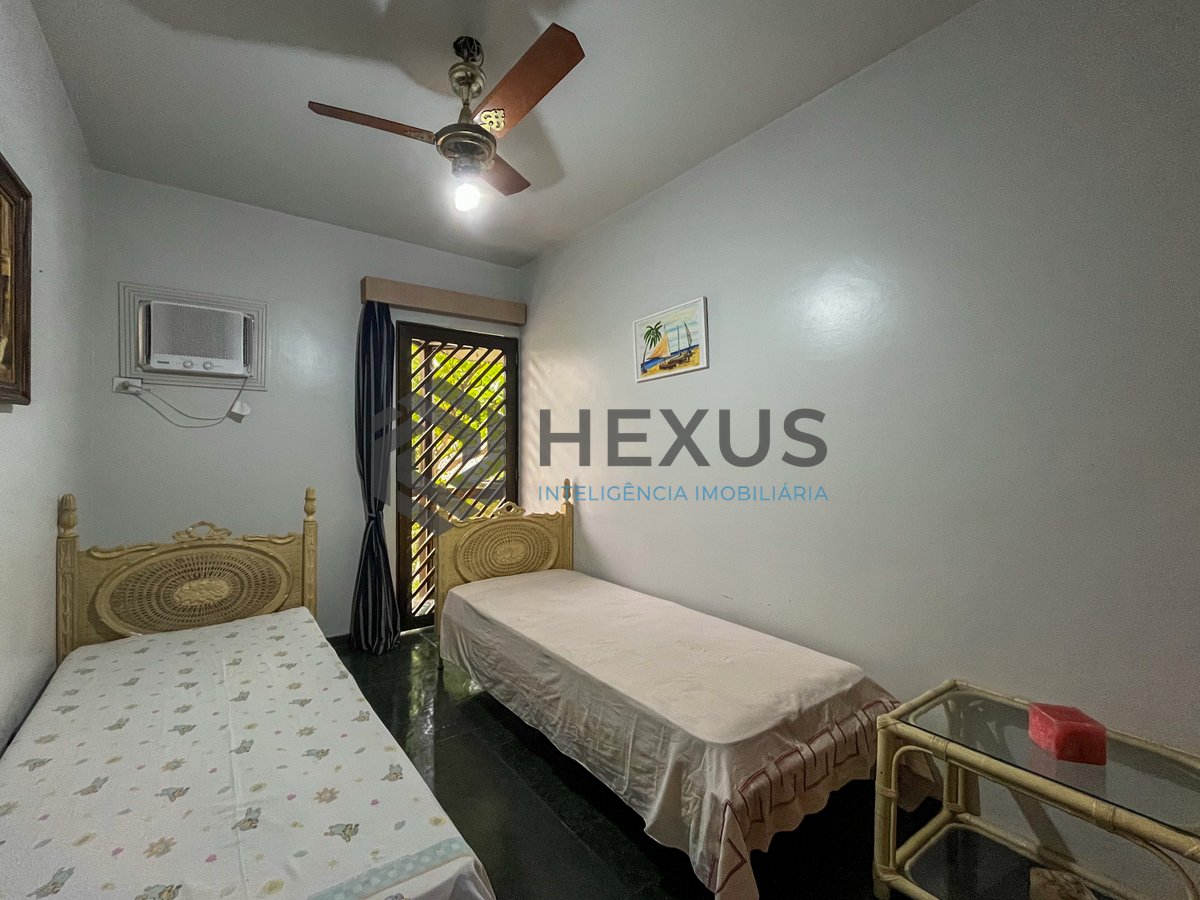 Foto 10 de Apartamento com varanda e lazer na região do Aquário na Praia da Enseada, Guaruja