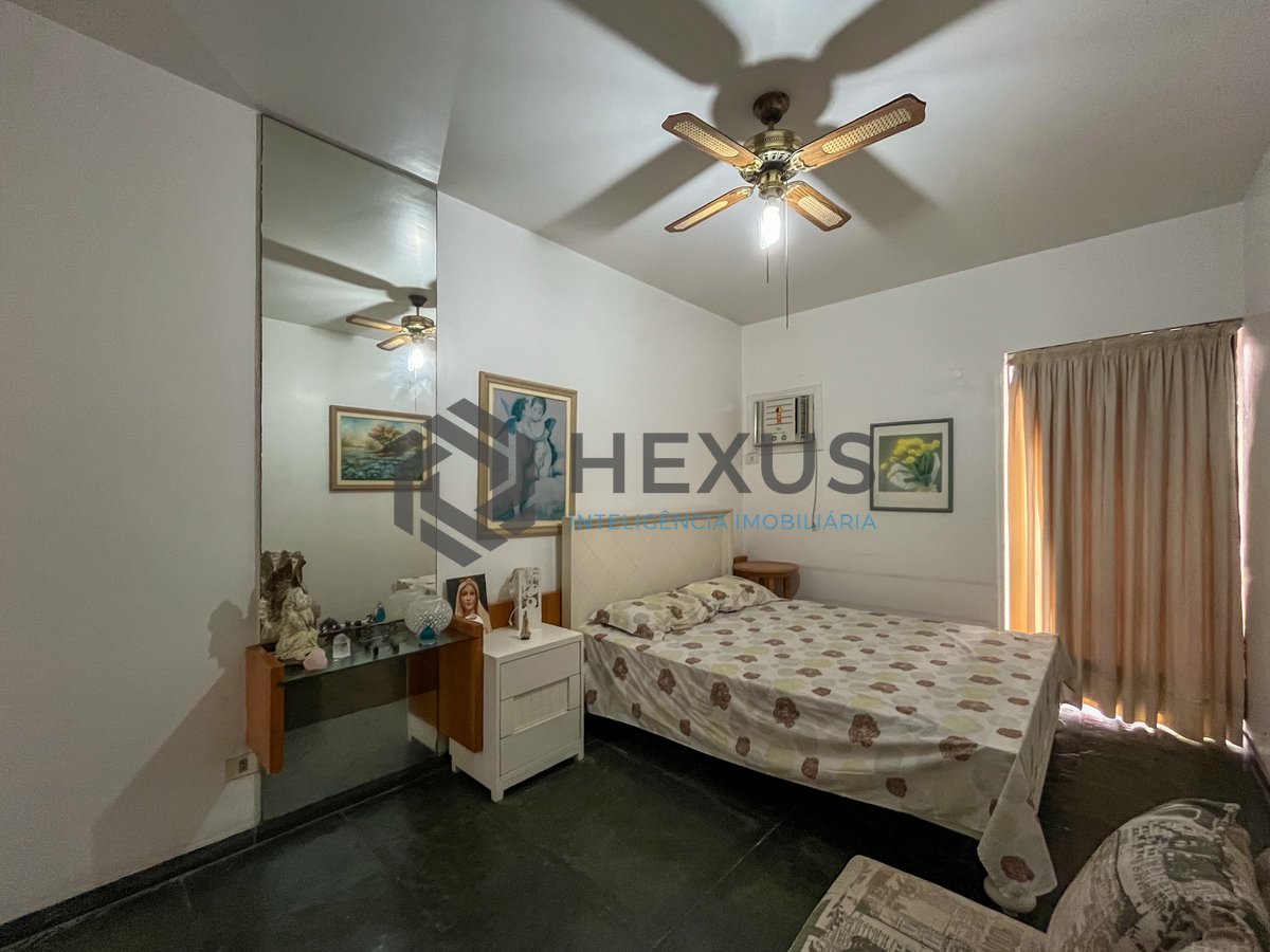 Foto 17 de Apartamento com varanda e lazer na região do Aquário na Praia da Enseada, Guaruja