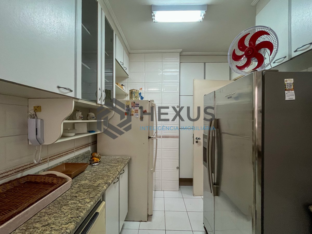 Foto 23 de Apartamento com varanda e lazer na região do Aquário na Praia da Enseada, Guaruja