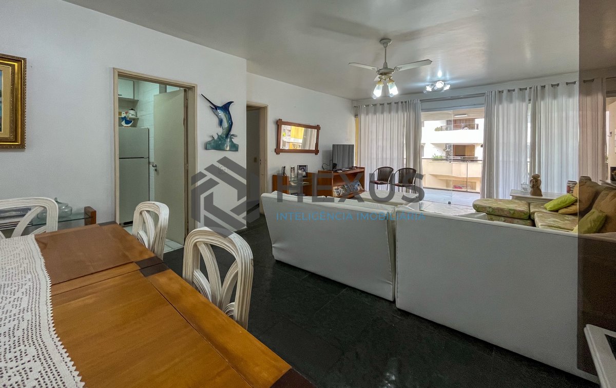 Foto 4 de Apartamento com varanda e lazer na região do Aquário na Praia da Enseada, Guaruja