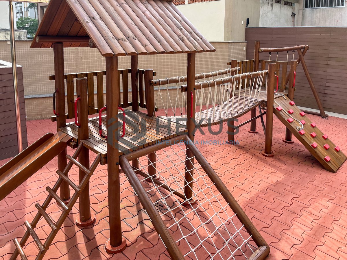 Foto 32 de Apartamento com varanda e lazer a uma quadra da Praia das Pitangueiras, Guaruja