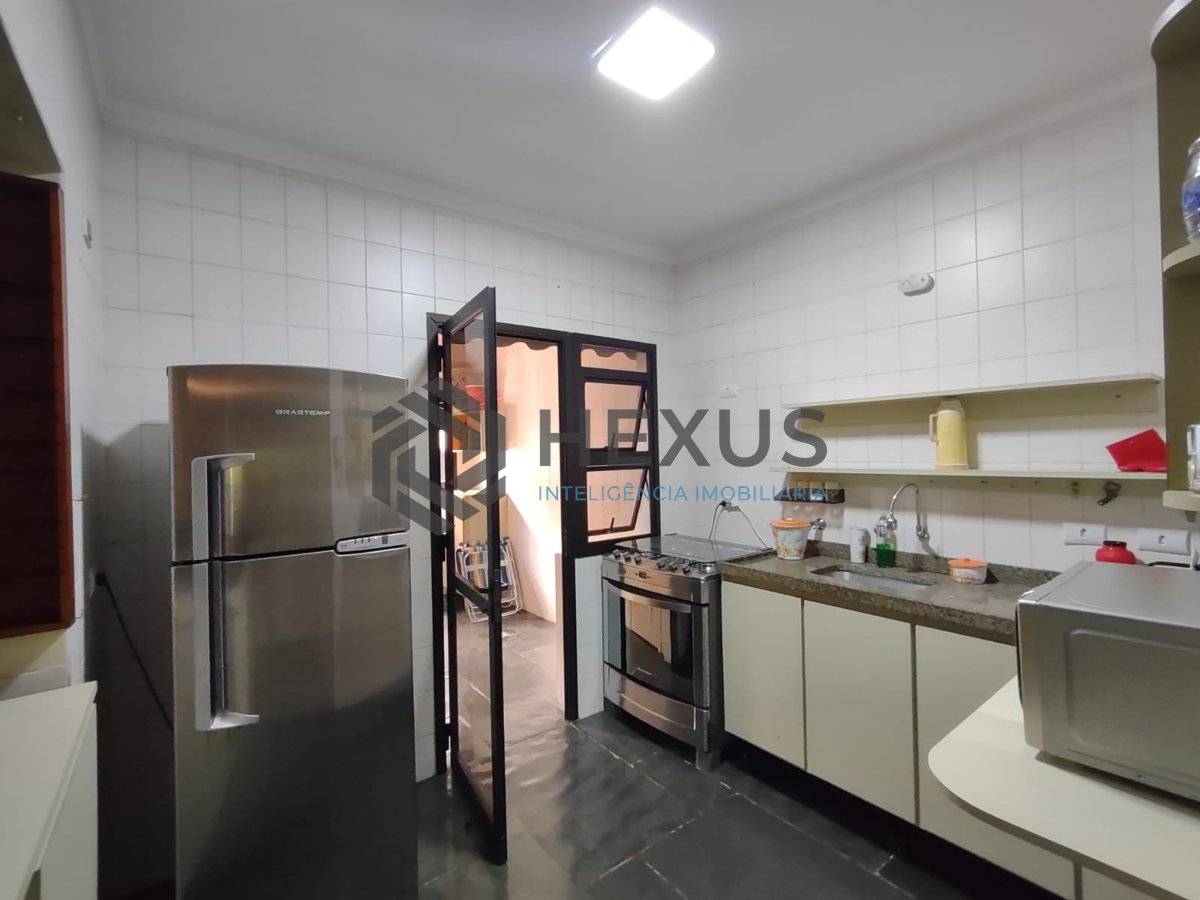 Foto 15 de Apartamento na regiào da Brunella na Praia da Enseada, Guaruja