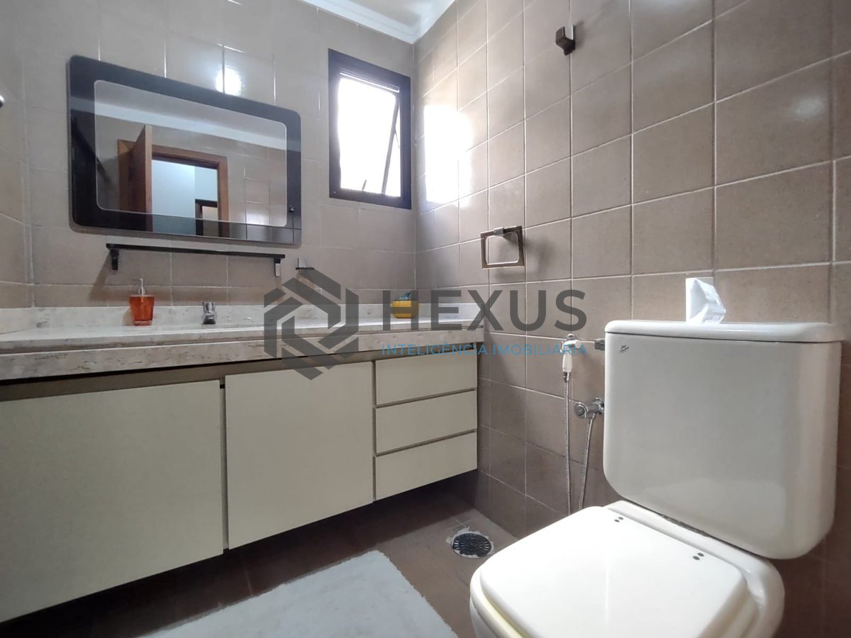 Foto 10 de Apartamento na regiào da Brunella na Praia da Enseada, Guaruja