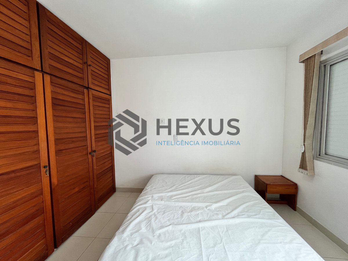 Foto 9 de Apartamento frente mar com varanda e lazer na Praia das Asturias, Guaruja