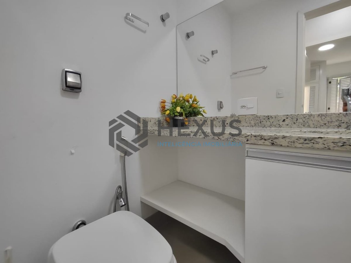 Foto 9 de Apartamento na região da Brunella na Praia da Enseada, Guaruja
