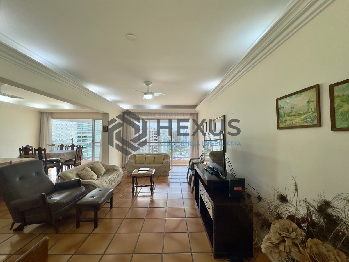 Foto 3 de Apartamento frente mar com varanda e lazer na Praia das Asturias, Guaruja