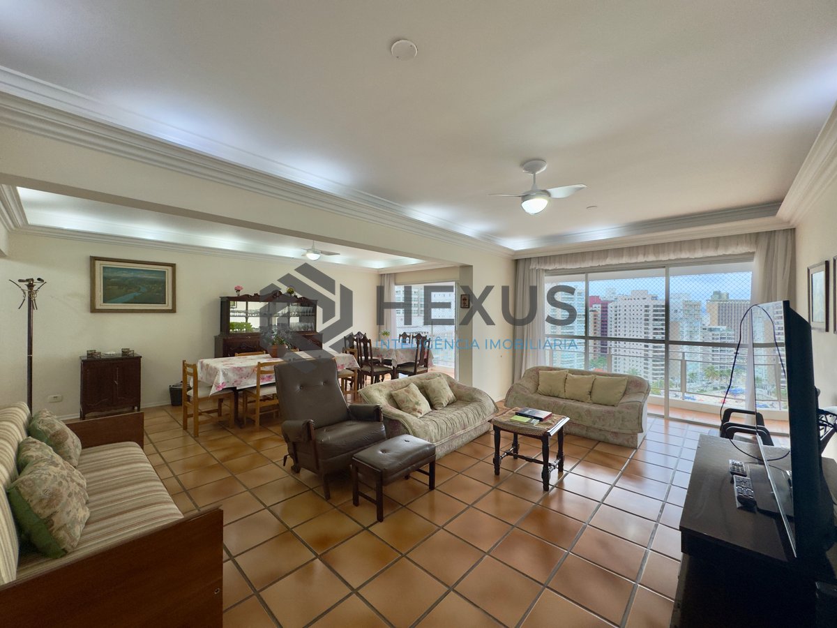 Foto 5 de Apartamento frente mar com varanda e lazer na Praia das Asturias, Guaruja