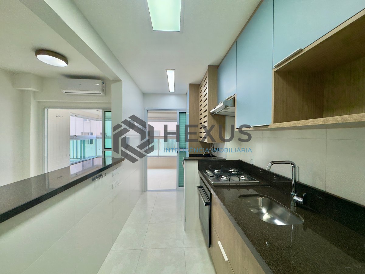 Foto 12 de Apartamento reformado com varanda gourmet e lazer a uma quadra da Praia das Asturias, Guaruja