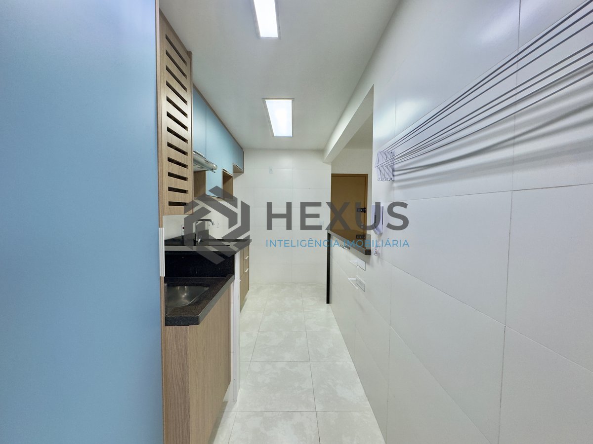 Foto 14 de Apartamento reformado com varanda gourmet e lazer a uma quadra da Praia das Asturias, Guaruja
