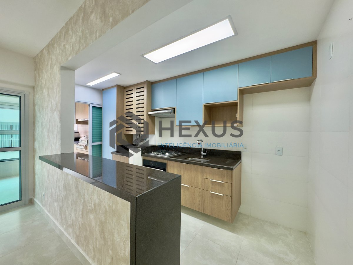 Foto 5 de Apartamento reformado com varanda gourmet e lazer a uma quadra da Praia das Asturias, Guaruja