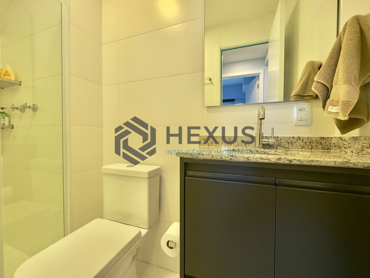 Foto 14 de Apartamento reformado com varanda gourmet e lazer a uma quadra da Praia das Asturias, Guaruja