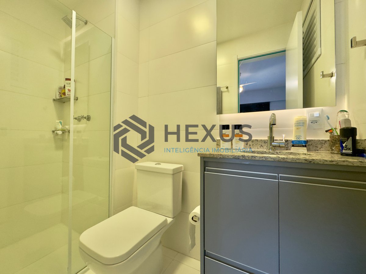 Foto 20 de Apartamento reformado com varanda gourmet e lazer a uma quadra da Praia das Asturias, Guaruja