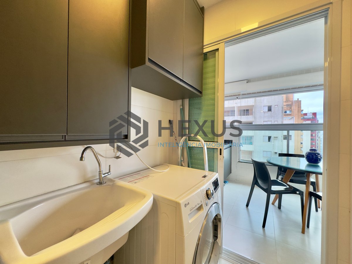 Foto 22 de Apartamento reformado com varanda gourmet e lazer a uma quadra da Praia das Asturias, Guaruja