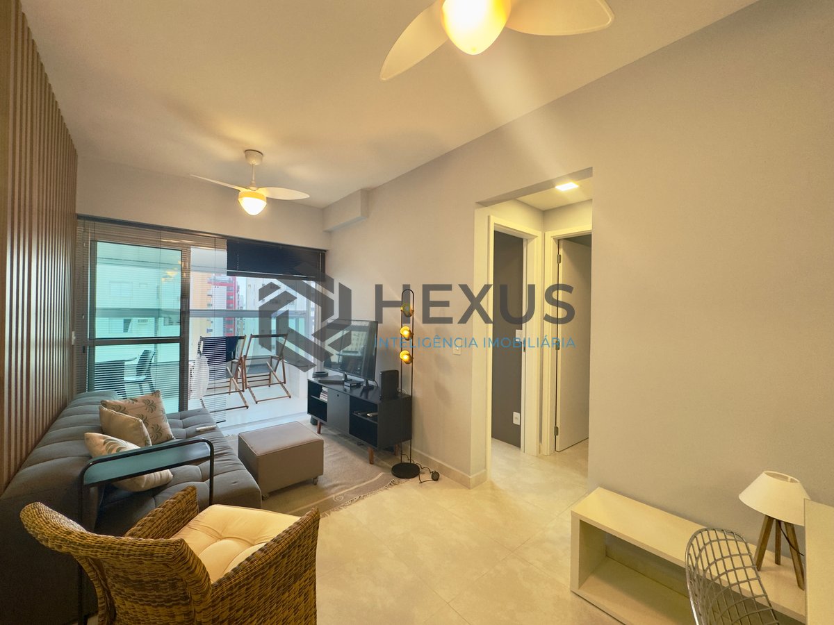 Foto 5 de Apartamento reformado com varanda gourmet e lazer a uma quadra da Praia das Asturias, Guaruja