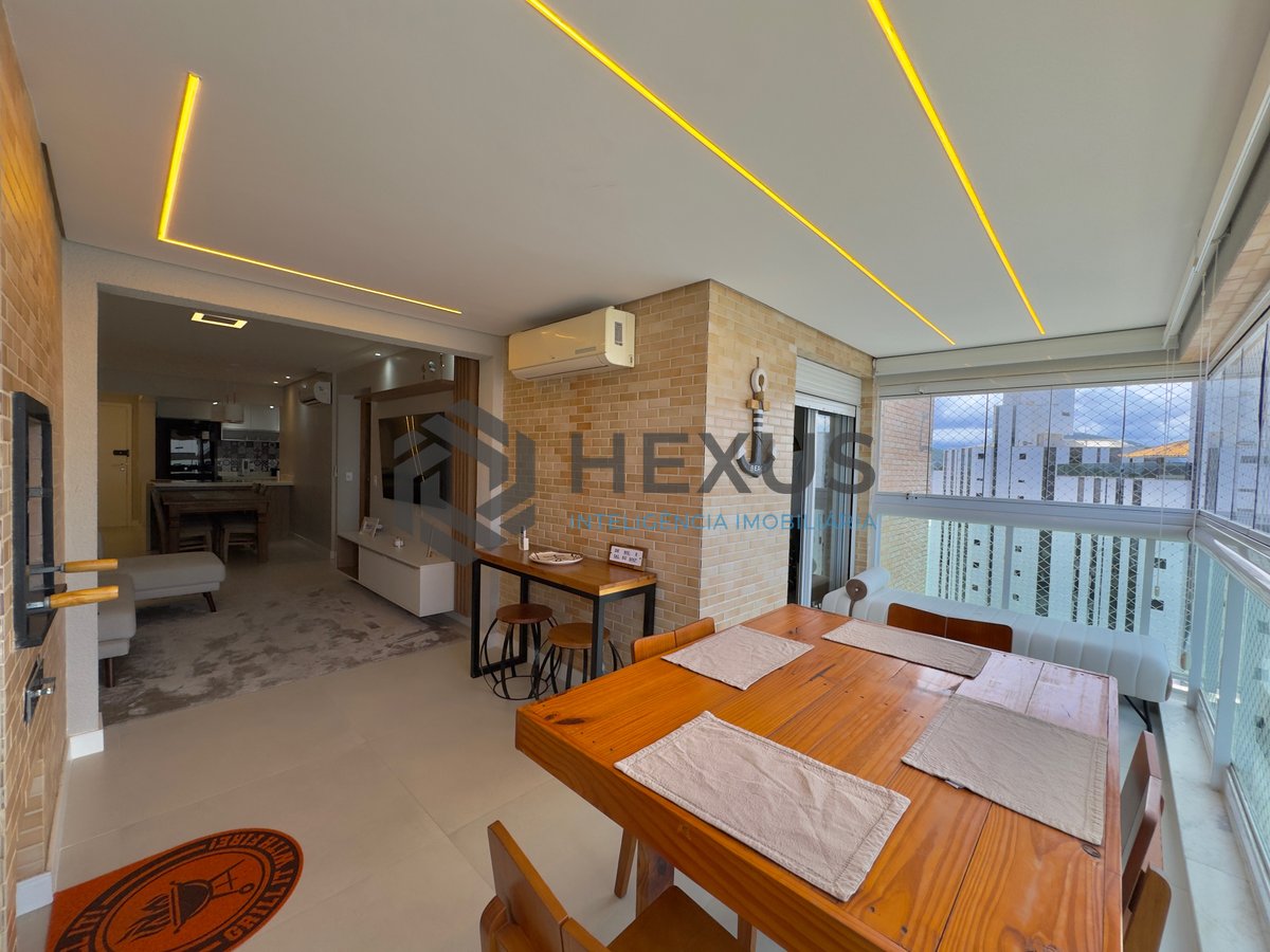 Foto 2 de Apartamento reformado frente mar com varanda gourmet vista mar em prédio novo com lazer na Praia das Asturias, Guaruja