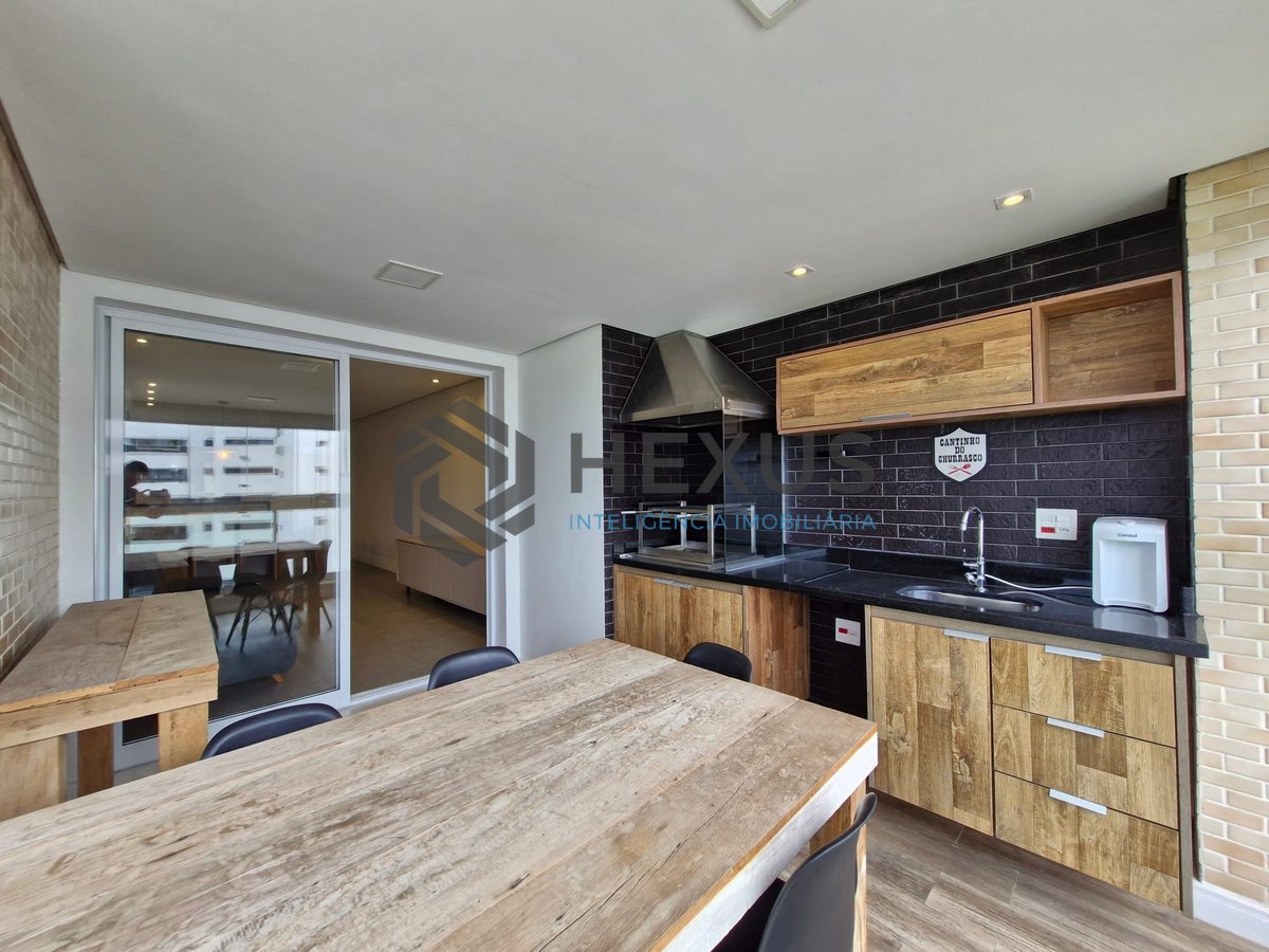 Foto 2 de Apartamento reformado frente mar com varanda gourmet e lazer em prédio na Praia das Asturias, Guaruja