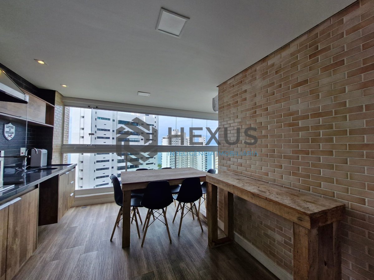 Foto 11 de Apartamento reformado frente mar com varanda gourmet e lazer em prédio na Praia das Asturias, Guaruja