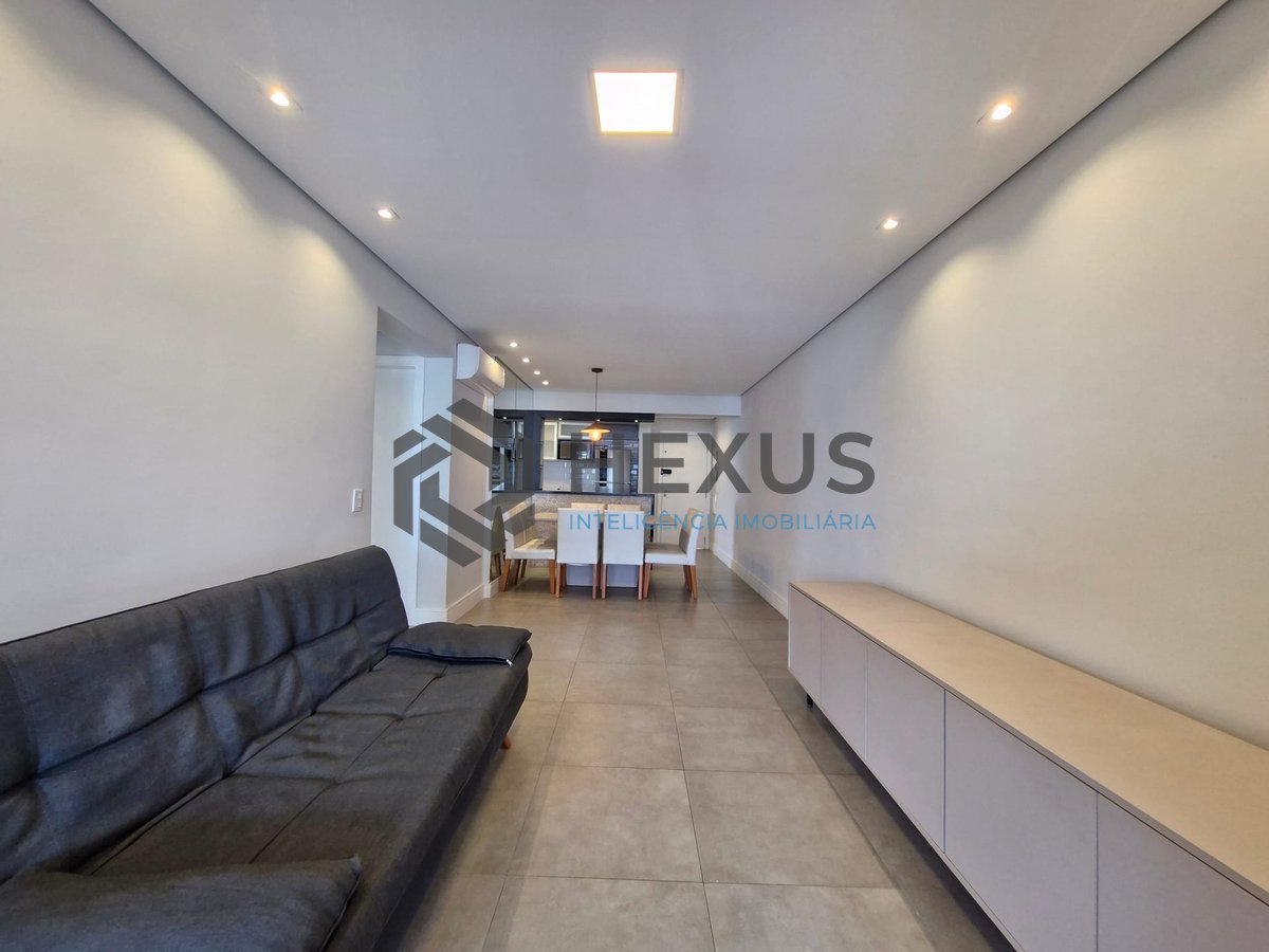 Foto 9 de Apartamento reformado frente mar com varanda gourmet e lazer em prédio na Praia das Asturias, Guaruja