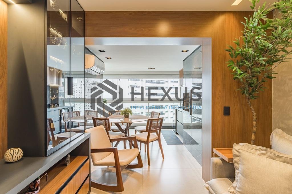 Foto 6 de Apartamento reformado frente mar com varanda gourmet em prédio novo com lazer na Praia das Asturias, Guaruja