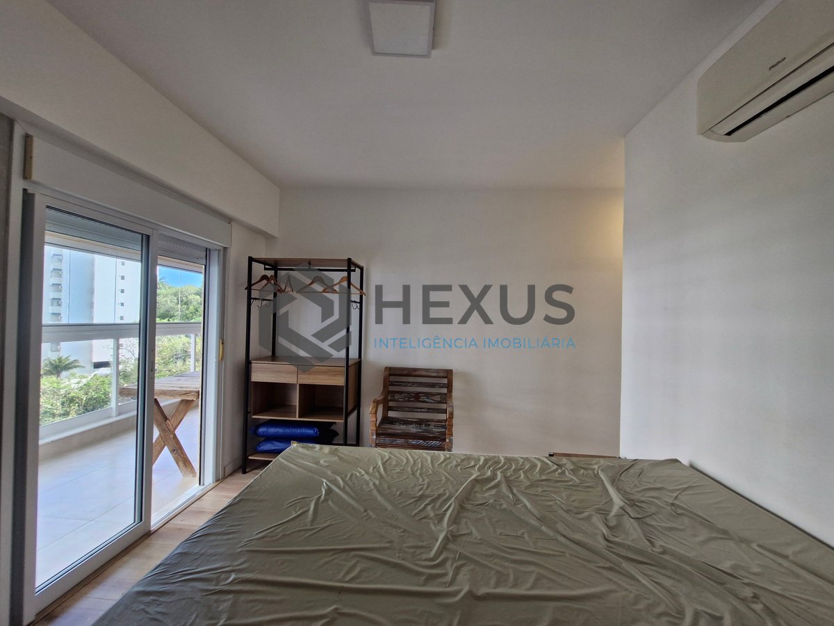 Foto 13 de Apartamento reformado, frente mar, com varanda gourmet, e vista mar em prédio novo com lazer na Praia das Astúrias à venda, Guarujá-SP.