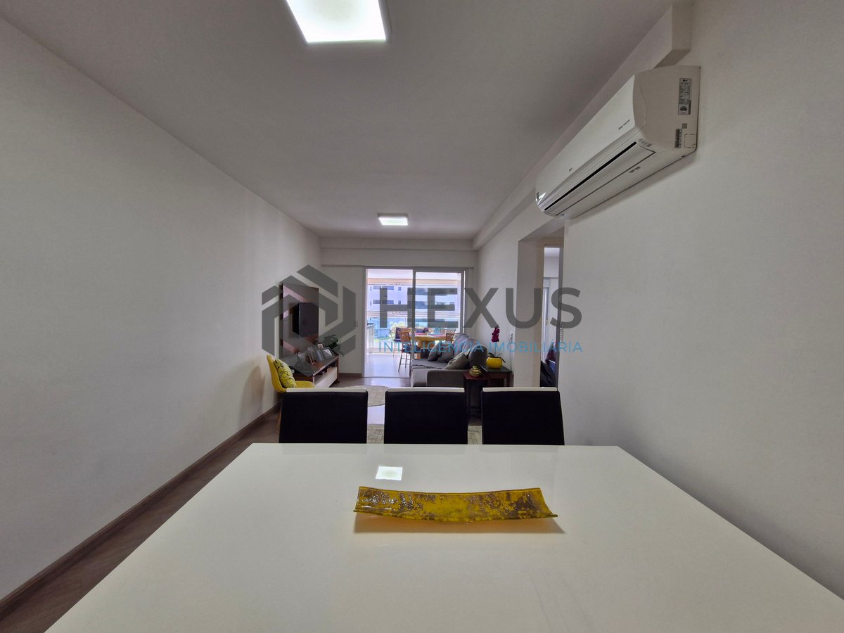 Foto 4 de Apartamento reformado frente mar com varanda gourmet e lazer em prédio novo na Praia das Asturias, Guaruja