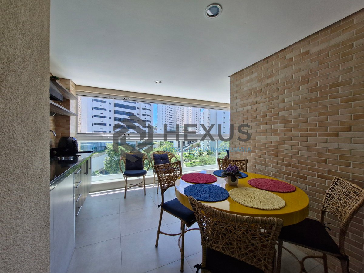 Foto 10 de Apartamento reformado frente mar com varanda gourmet e lazer em prédio novo na Praia das Asturias, Guaruja