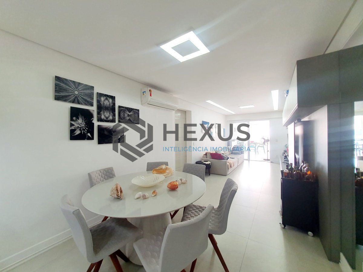 Foto 8 de Apartamento reformado frente mar com varanda gourmet e lazer em prédio novo na Praia das Asturias, Guaruja
