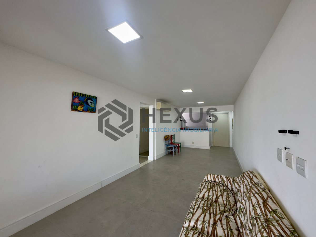 Foto 11 de Apartamento reformado frente mar com varanda gourmet e lazer em prédio novo na Praia das Asturias, Guaruja