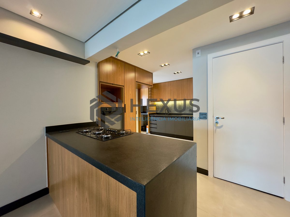 Foto 16 de Apartamento reformado frente mar com varanda gourmet e lazer em prédio novo na Praia das Asturias, Guaruja