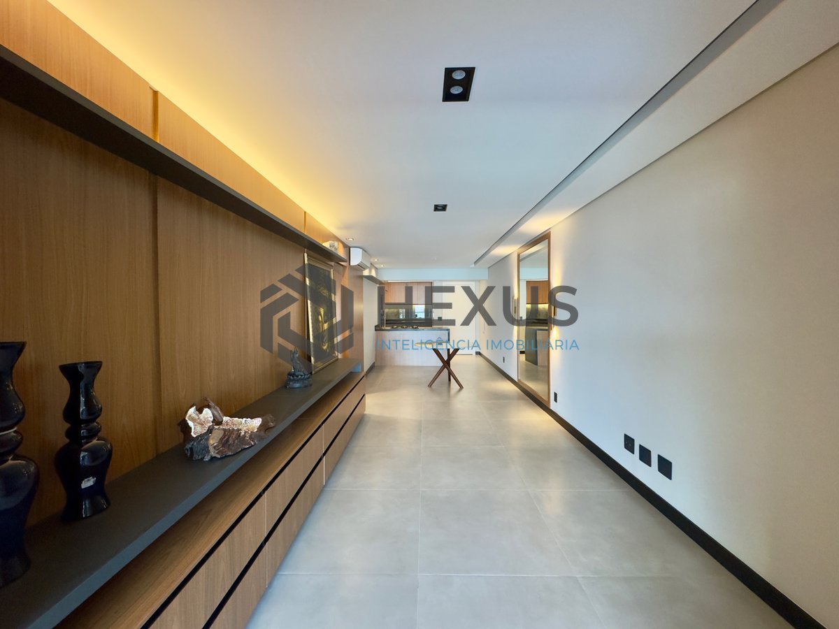 Foto 5 de Apartamento reformado frente mar com varanda gourmet e lazer em prédio novo na Praia das Asturias, Guaruja