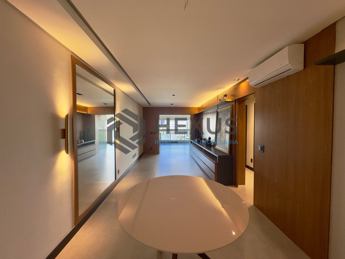 Foto 8 de Apartamento reformado frente mar com varanda gourmet e lazer em prédio novo na Praia das Asturias, Guaruja